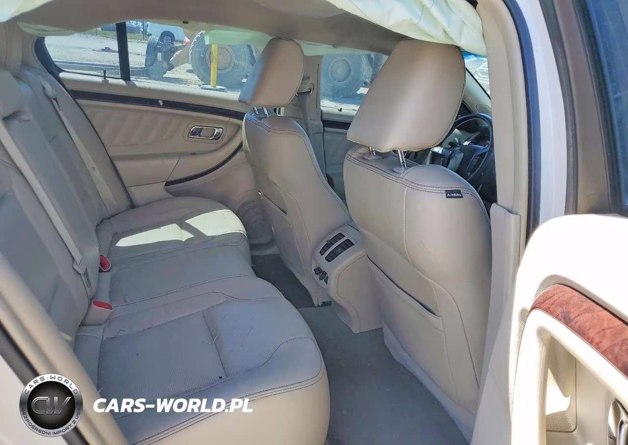 2010 Ford Taurus Limited VIN:1FAHP2FW1AG128137 - 10
