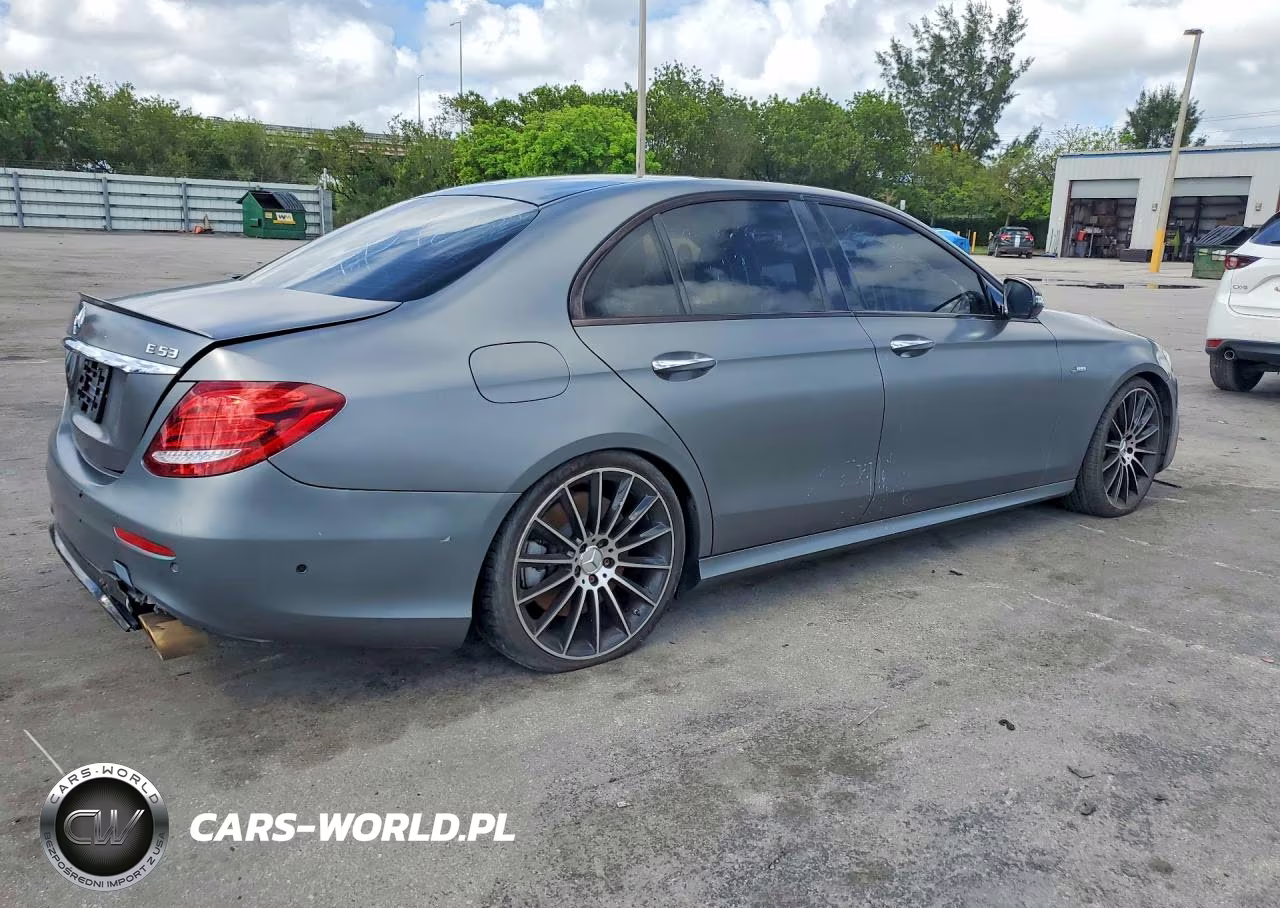 2019 Mercedes-Benz E Amg 53 4Matic VIN:WDDZF6BB8KA570273 - 3
