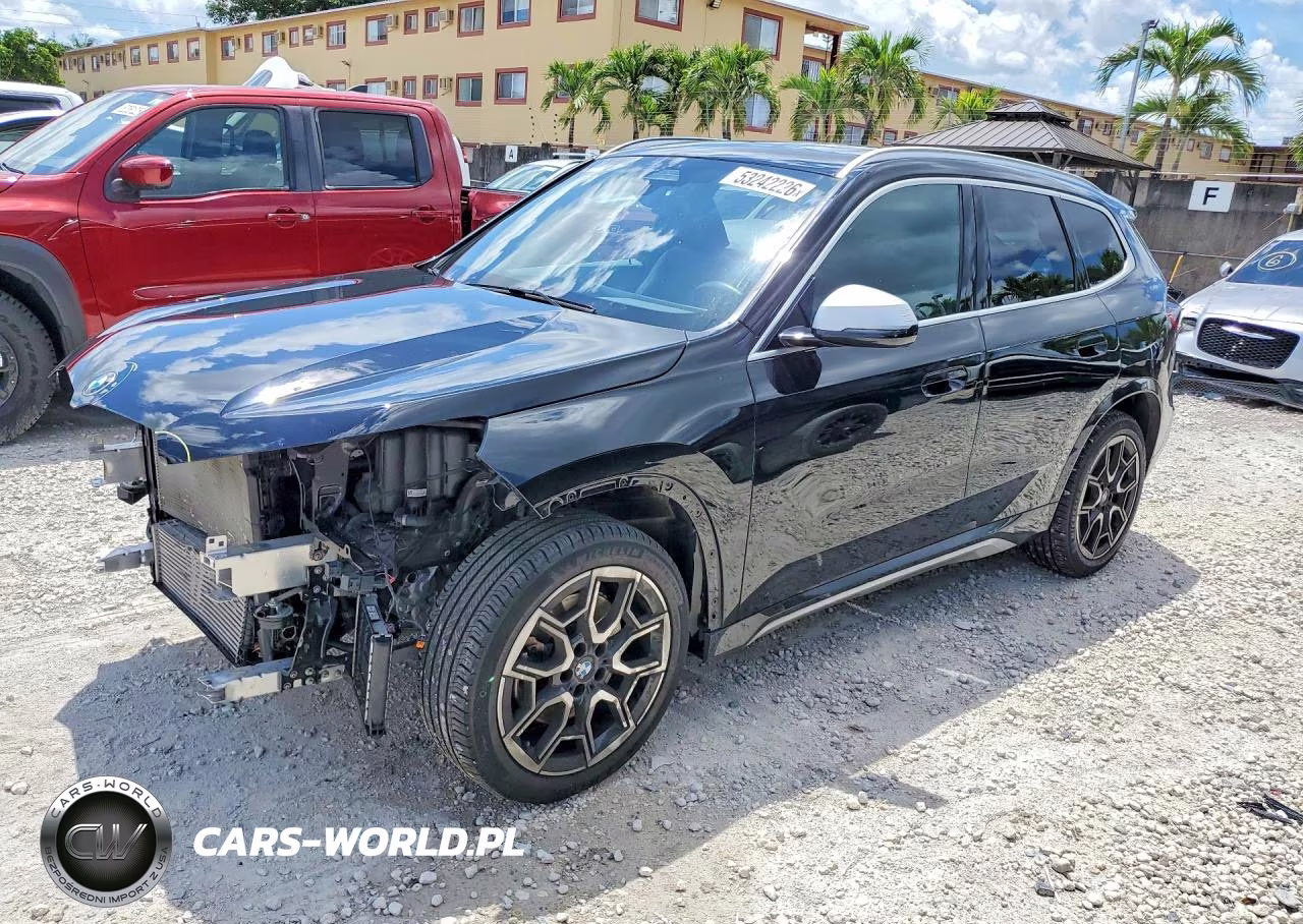 2023 Toyota 4 Wheel Dr – zdjęcie 1 z 13
