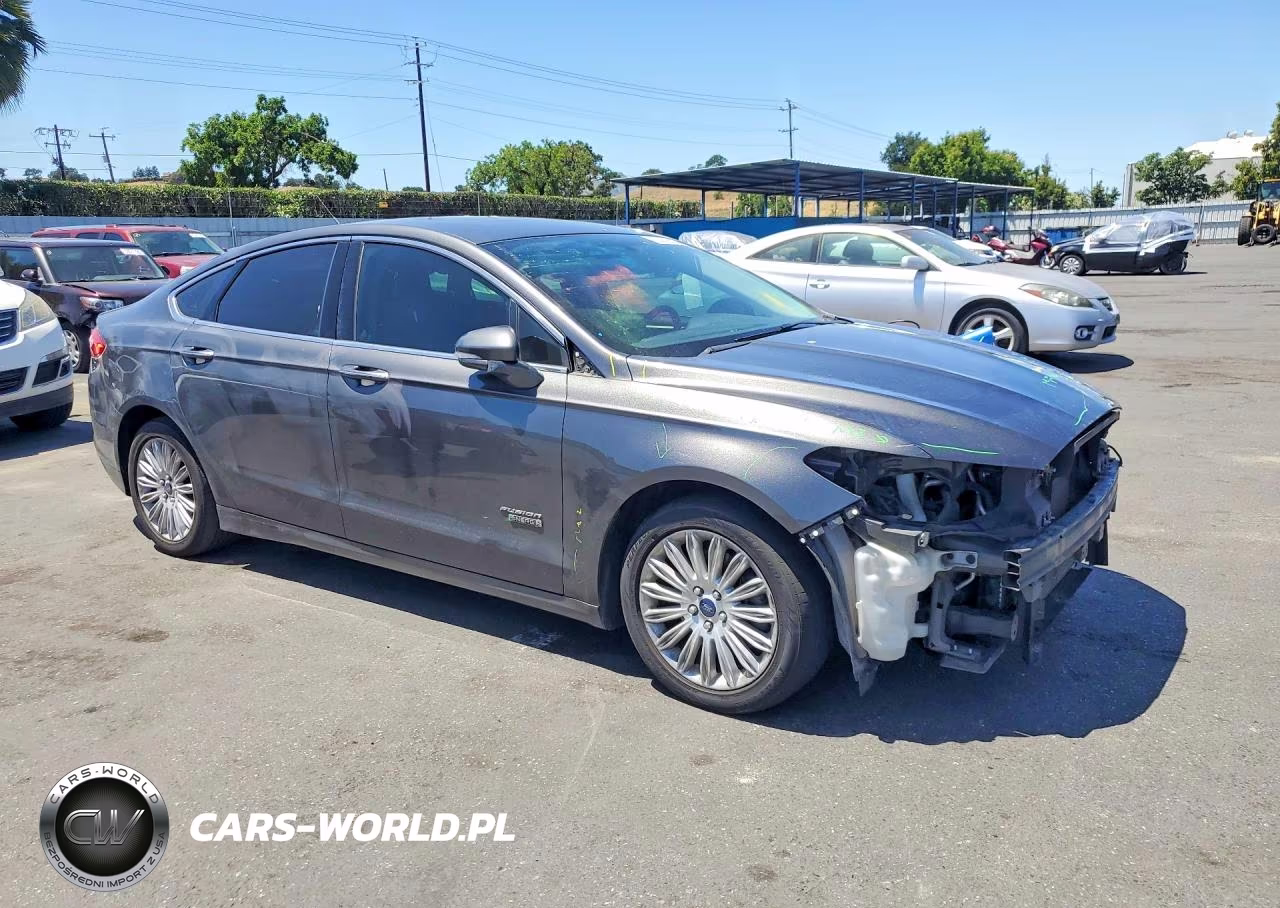 2016 Ford Fusion Se Phev VIN:3FA6P0PU5GR305931 - 4