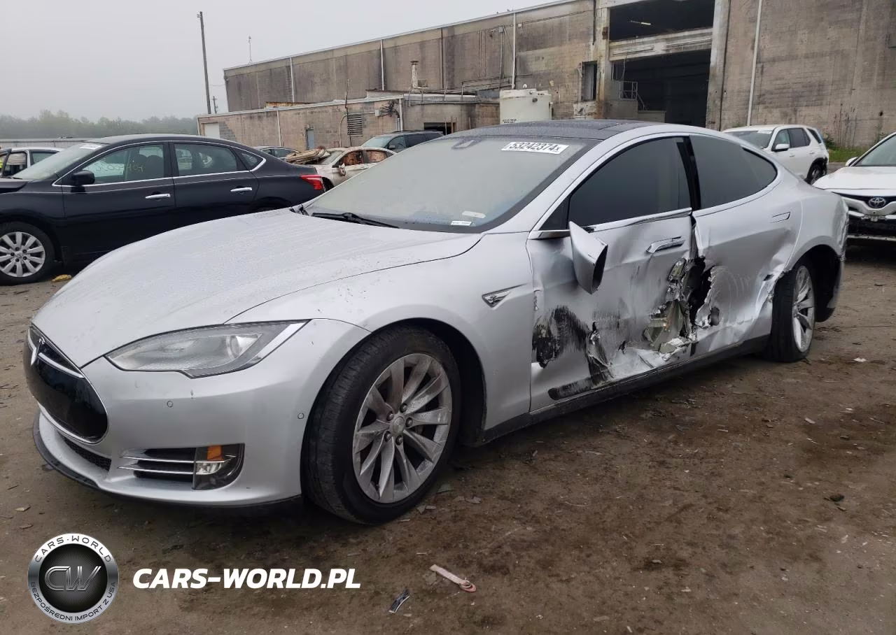 2015 Tesla Model S 85D