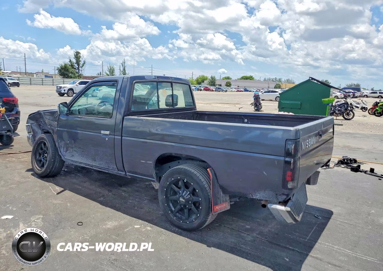 1996 Nissan Truck Xe VIN:1N6SD11S5TC304301 - 2