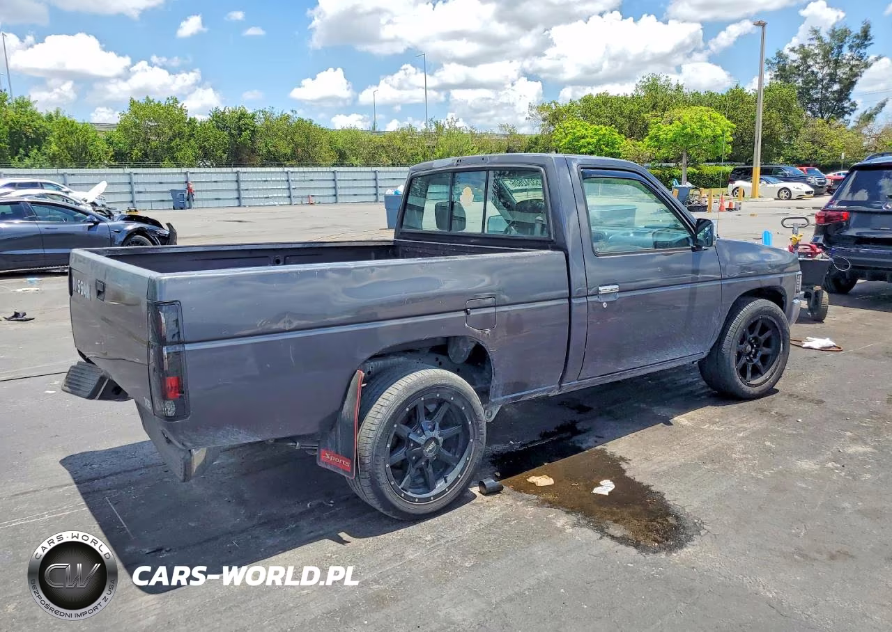 1996 Nissan Truck Xe VIN:1N6SD11S5TC304301 - 3