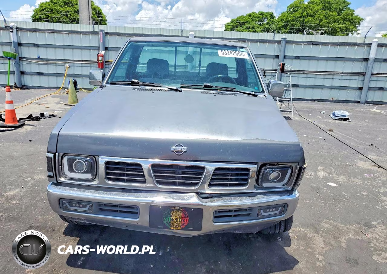1996 Nissan Truck Xe VIN:1N6SD11S5TC304301 - 5