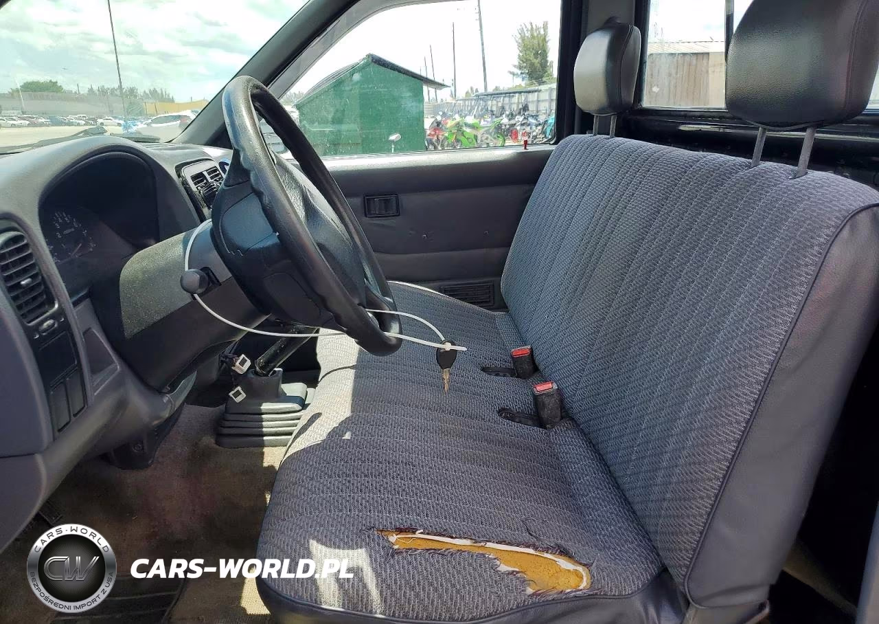 1996 Nissan Truck Xe VIN:1N6SD11S5TC304301 - 7