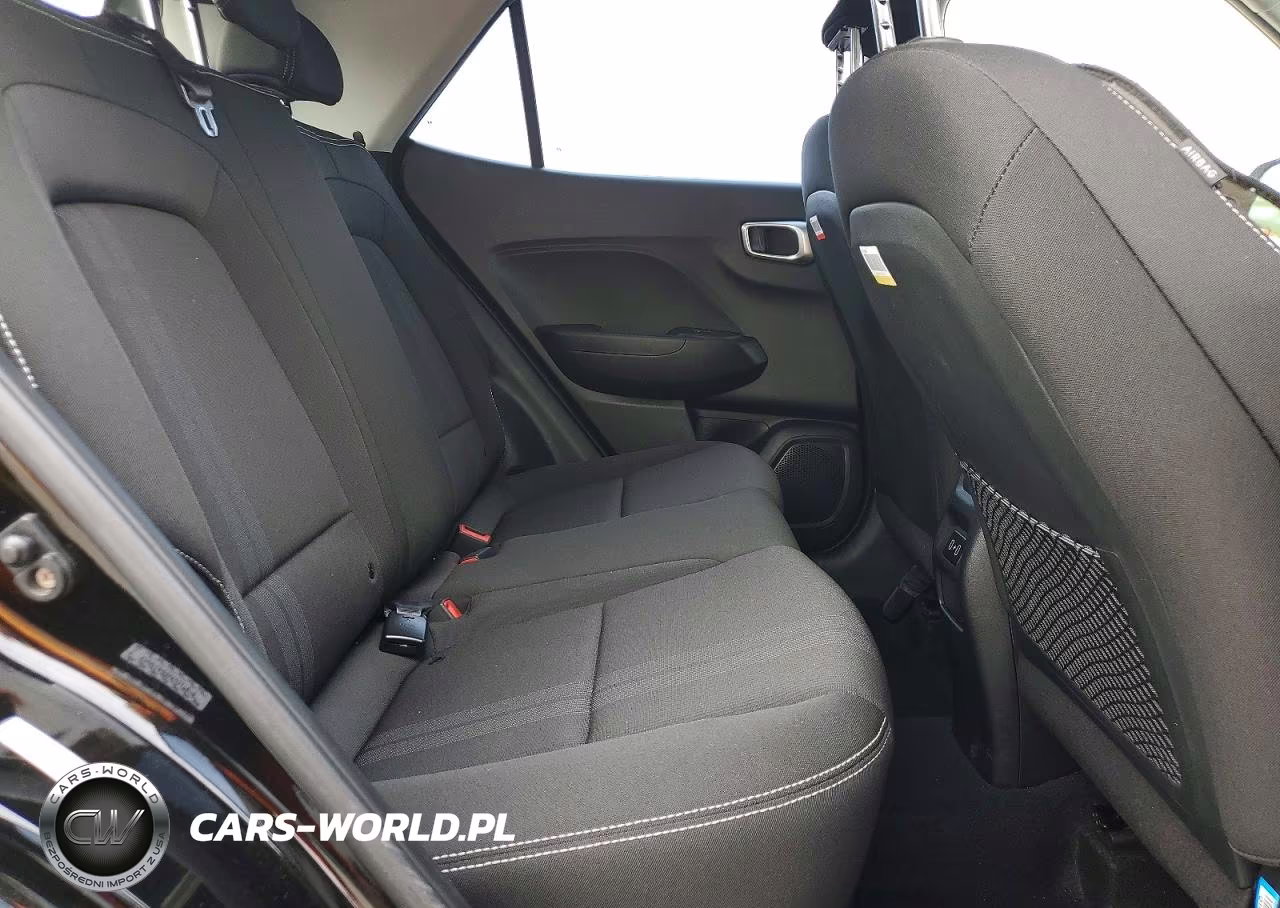 2024 Hyundai Venue Sel VIN:KMHRC8A35RU317070 - 11