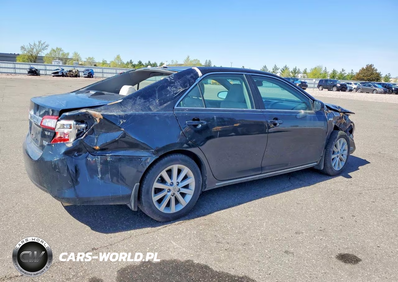 2012 Toyota Camry Hybrid VIN:4T1BD1FK7CU020461 - 3