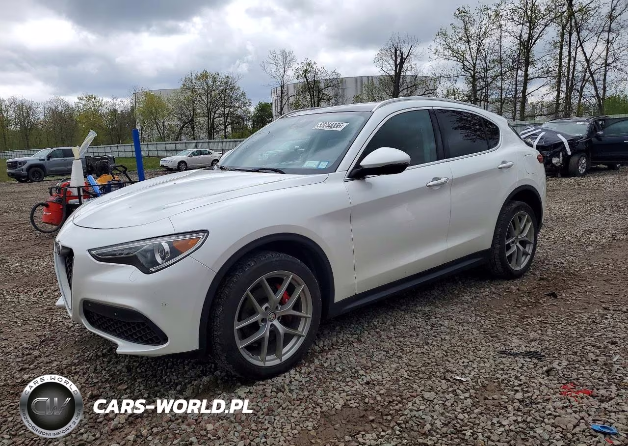 2018 Alfa Romeo Stelvio Ti