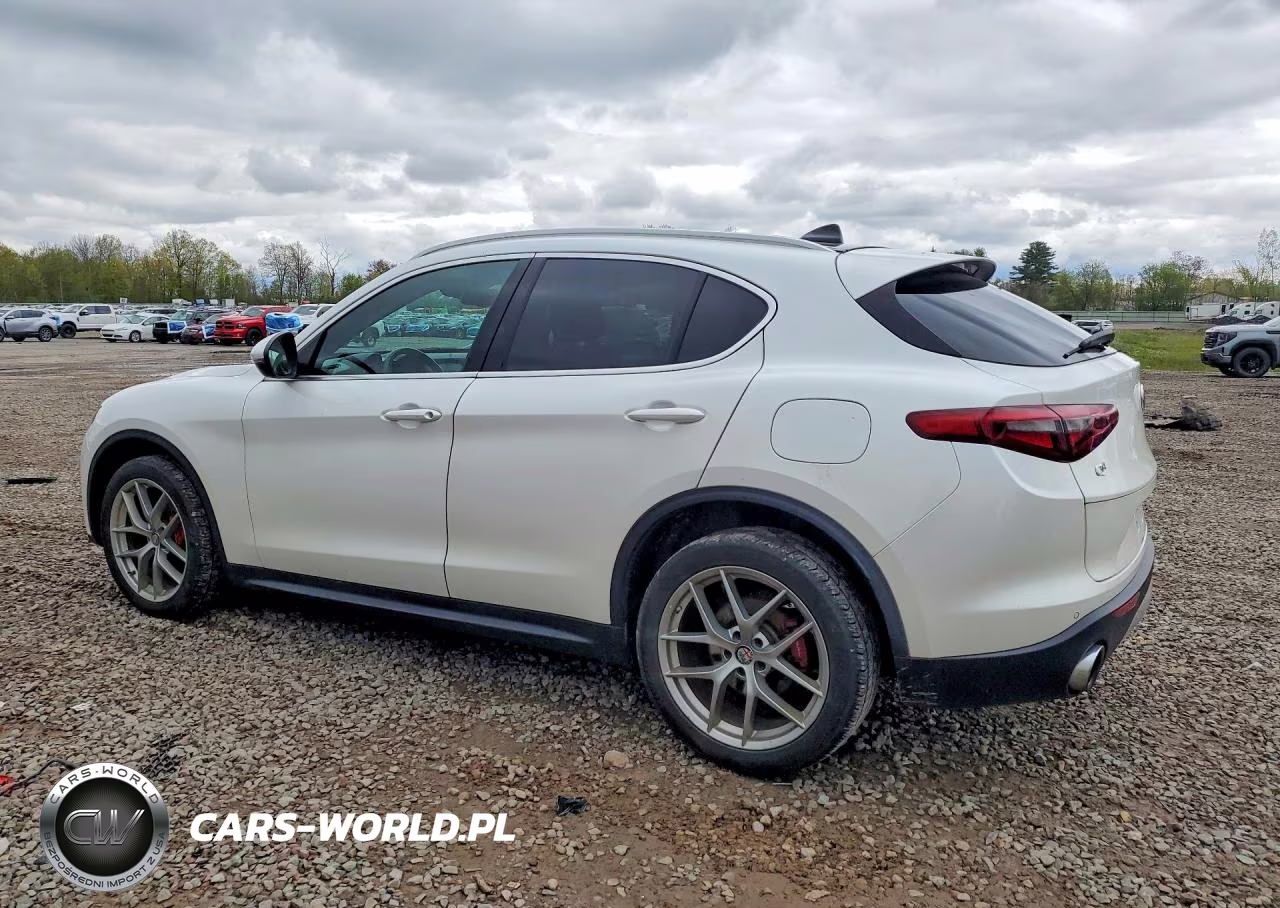 2018 Alfa Romeo Stelvio Ti VIN:ZASFAKBN4J7B94883 - 2