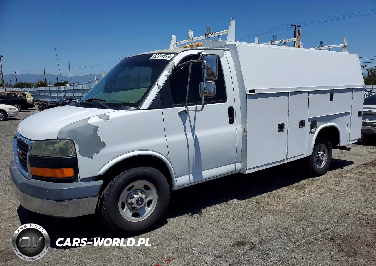2006 GMC Savana Cutaway G3500