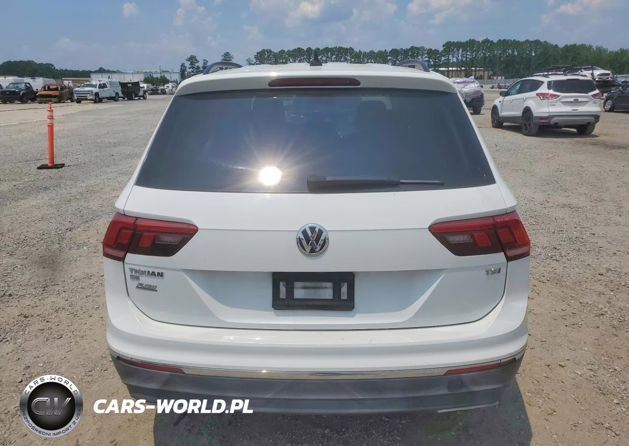 2018 Volkswagen Tiguan Se VIN:3VV3B7AX7JM073958 - 6
