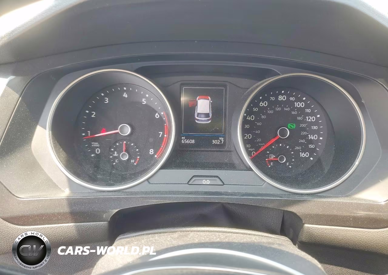 2018 Volkswagen Tiguan Se VIN:3VV3B7AX7JM073958 - 9