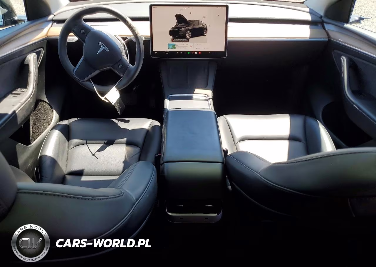 2023 Tesla Model Y VIN:7SAYGDEE2PF813543 - 8