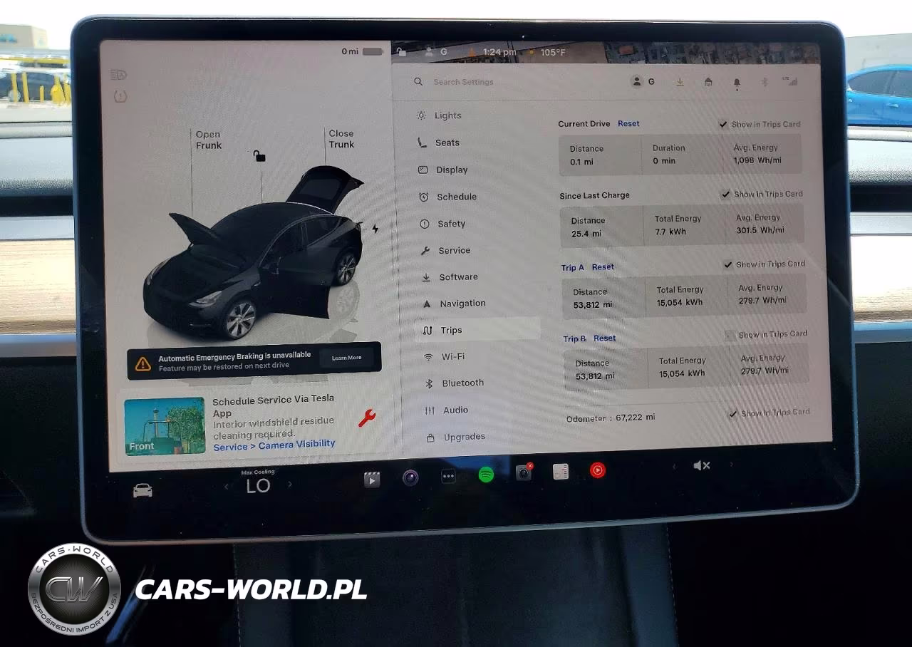 2023 Tesla Model Y VIN:7SAYGDEE2PF813543 - 9
