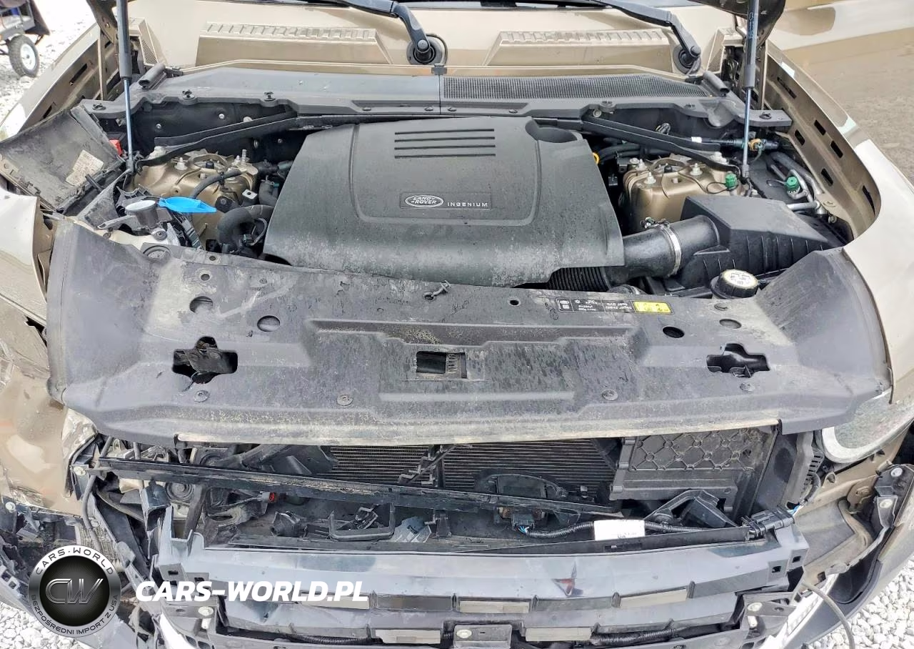 2023 Land Rover Defender 110 S VIN:SALEJ7EX2P2136705 - 12