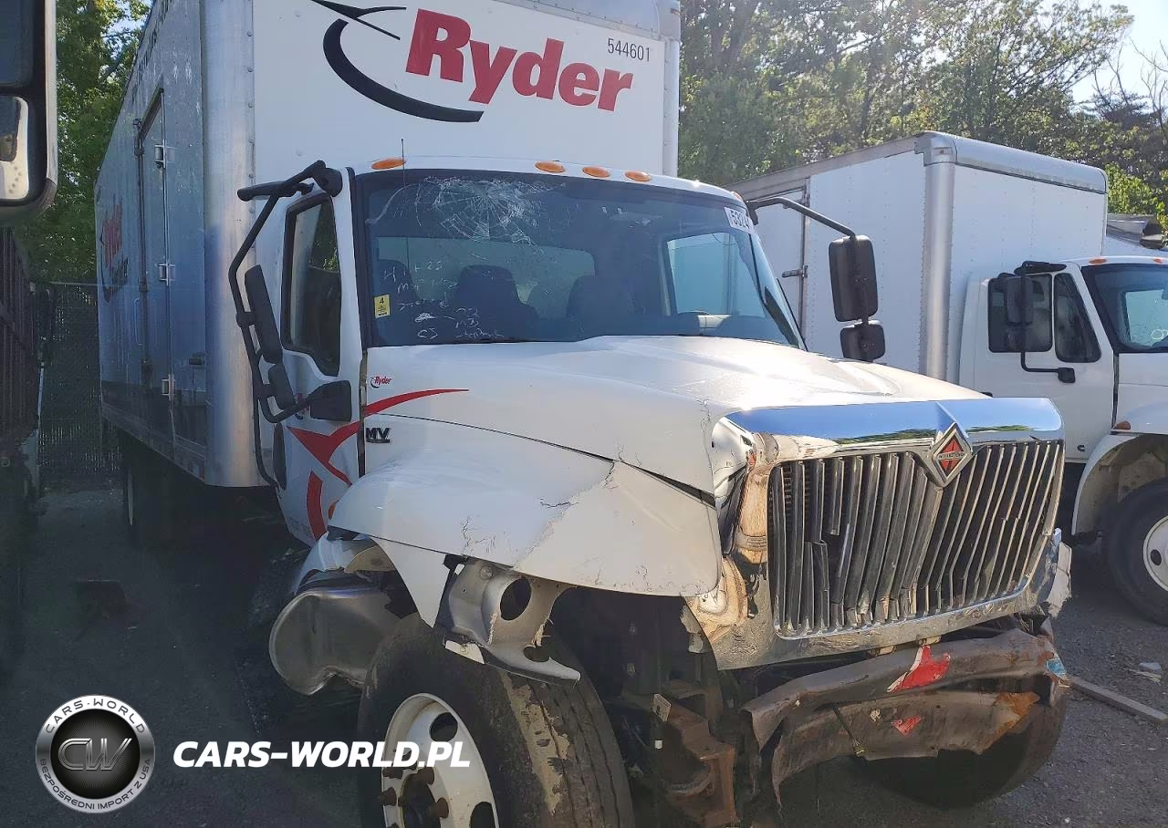2022 International Mv607 Box Truck