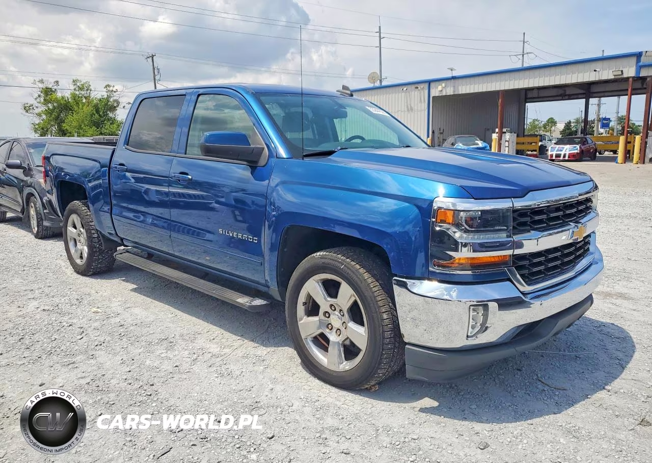 2018 Chevrolet Silverado C1500 Lt VIN:3GCPCREC3JG167463 - 4