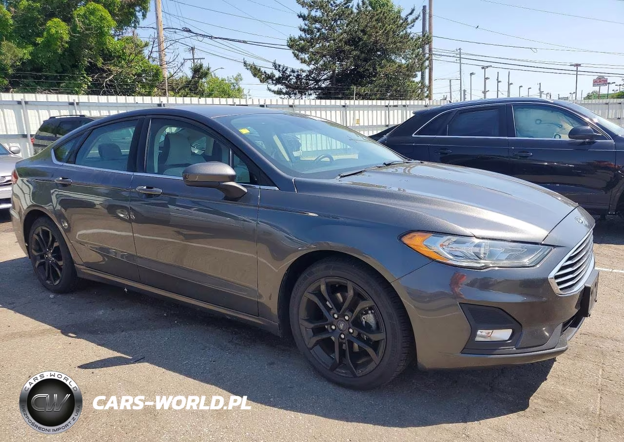 2019 Ford Fusion Se VIN:3FA6P0HD4KR166429 - 4