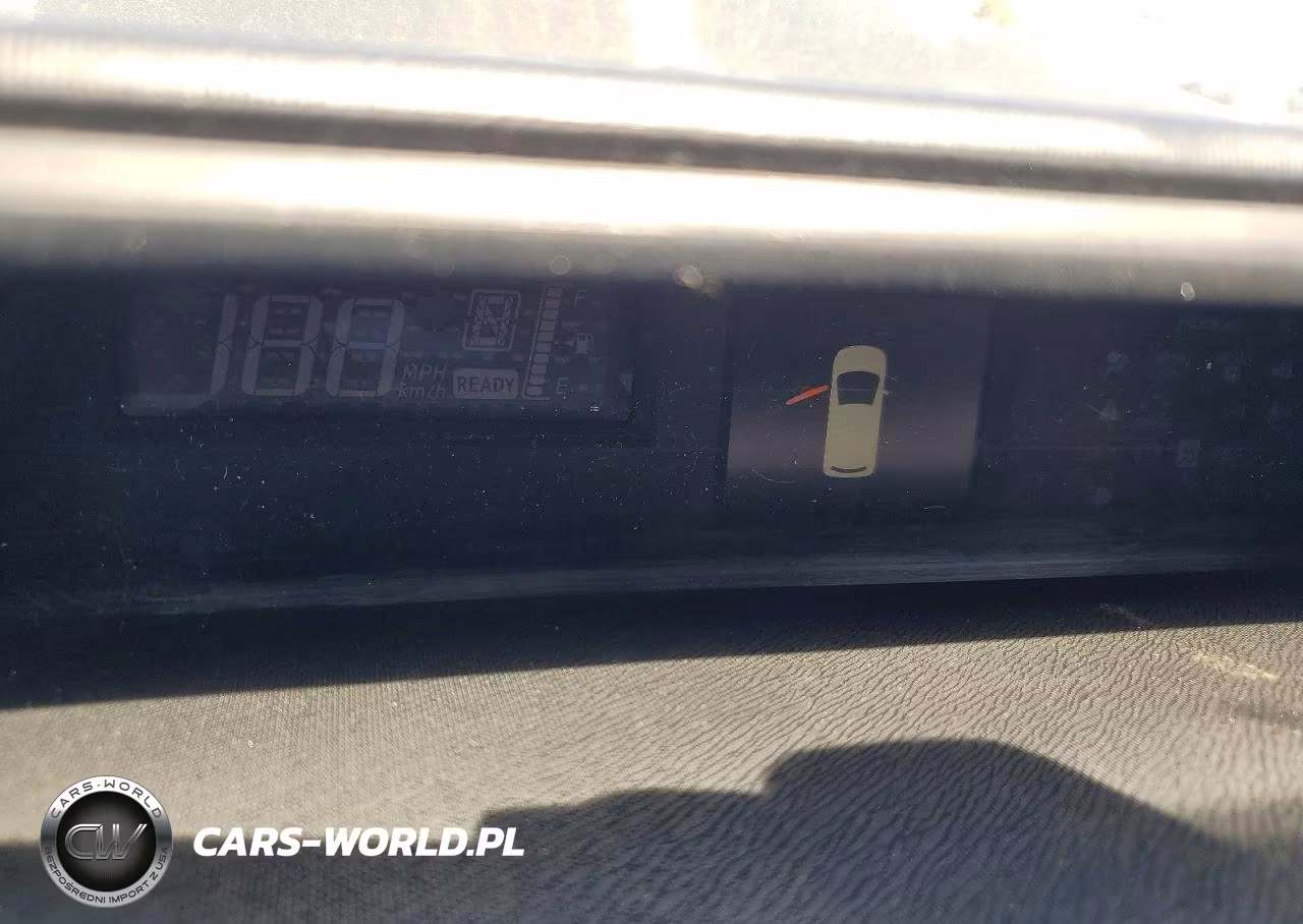 2013 Toyota Prius C One VIN:JTDKDTB31D1554816 - 9