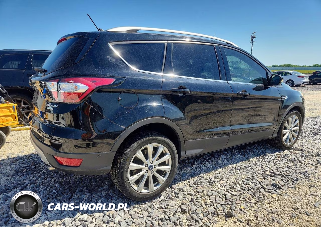 2018 Ford Escape Titanium VIN:1FMCU0J96JUA74673 - 3