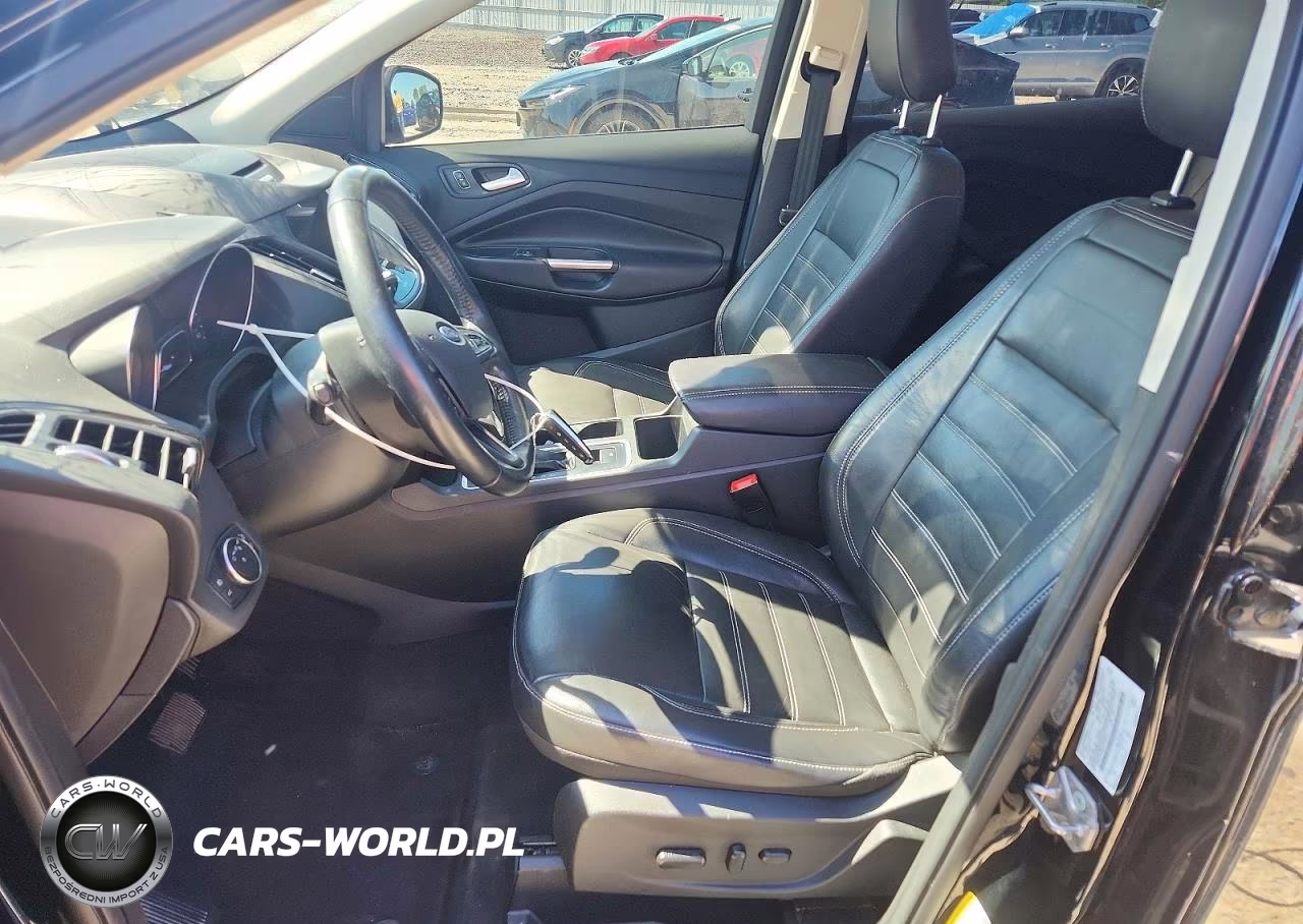 2018 Ford Escape Titanium VIN:1FMCU0J96JUA74673 - 7
