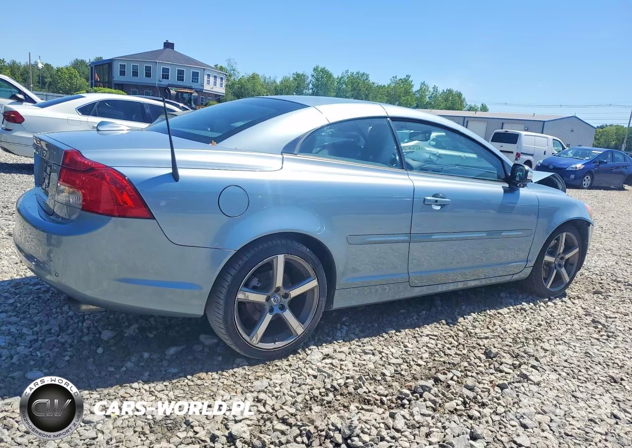 2011 Volvo C70 T5 VIN:YV1672MC3BJ110196 - 3