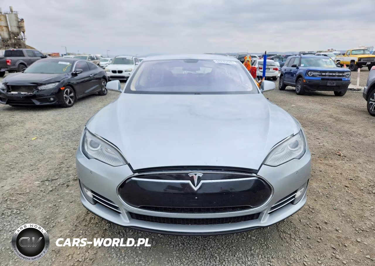 2013 Tesla Model S VIN:5YJSA1CN7DFP27081 - 5