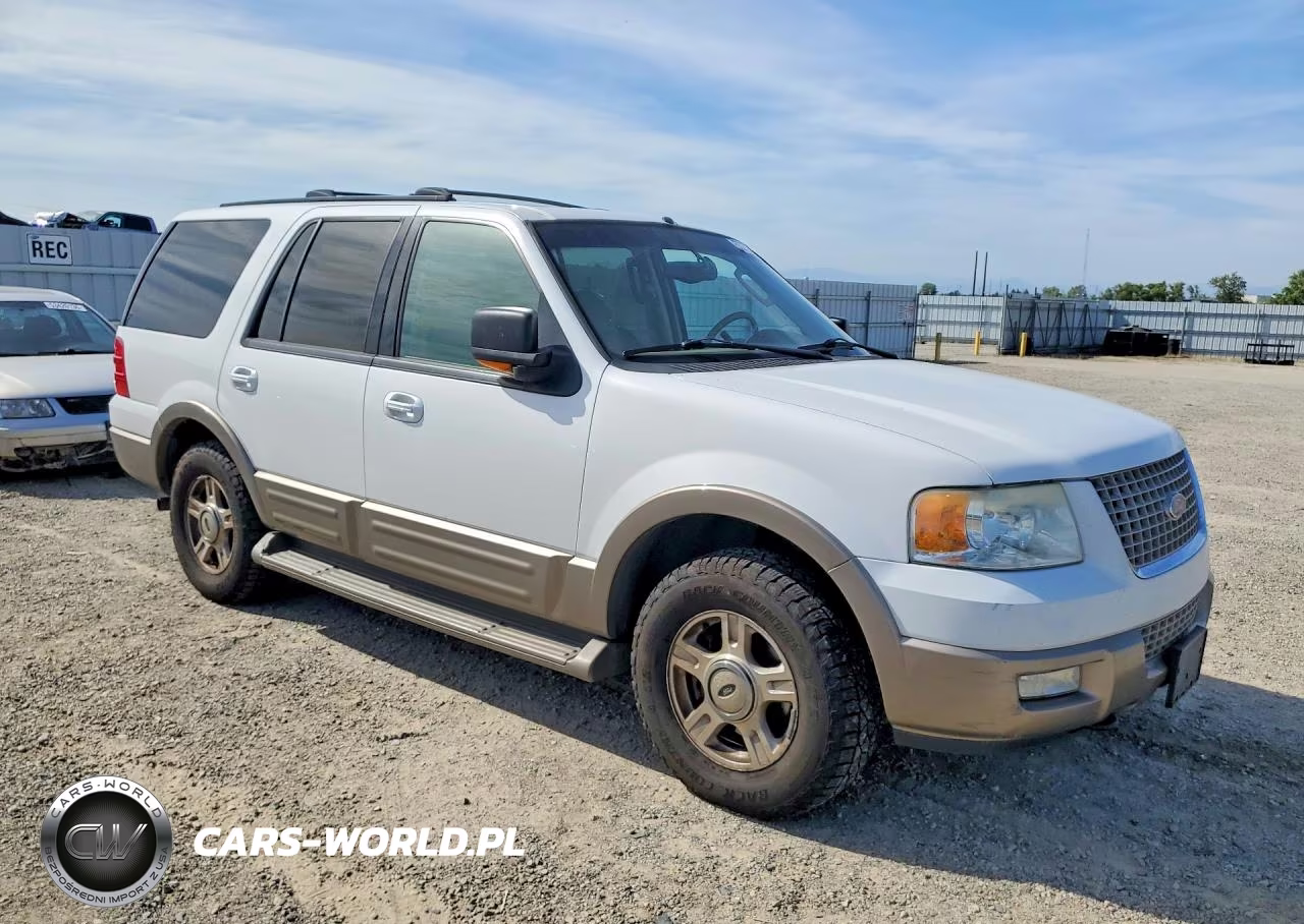 2003 Ford Expedition Eddie Bauer VIN:1FMFU18LX3LC26399 - 4