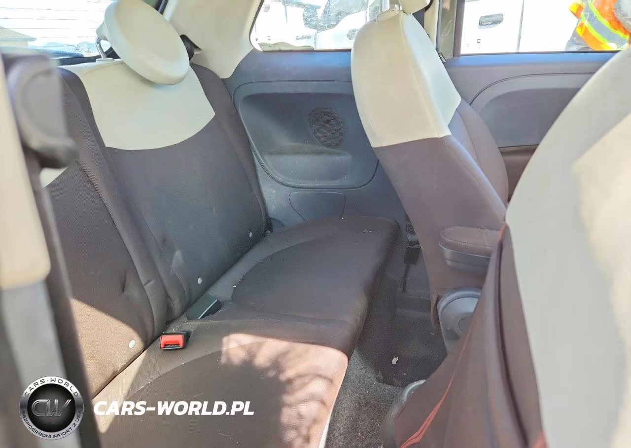 2014 Fiat 500 Pop VIN:3C3CFFAR1ET264242 - 10