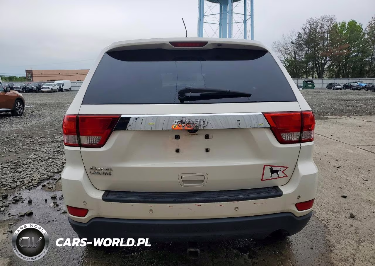 2011 Jeep Grand Cherokee Laredo VIN:1J4RR4GG4BC731405 - 6