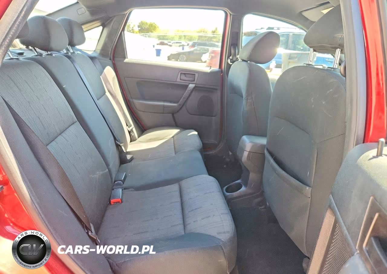 2010 Ford Focus Se VIN:1FAHP3FN9AW238985 - 10