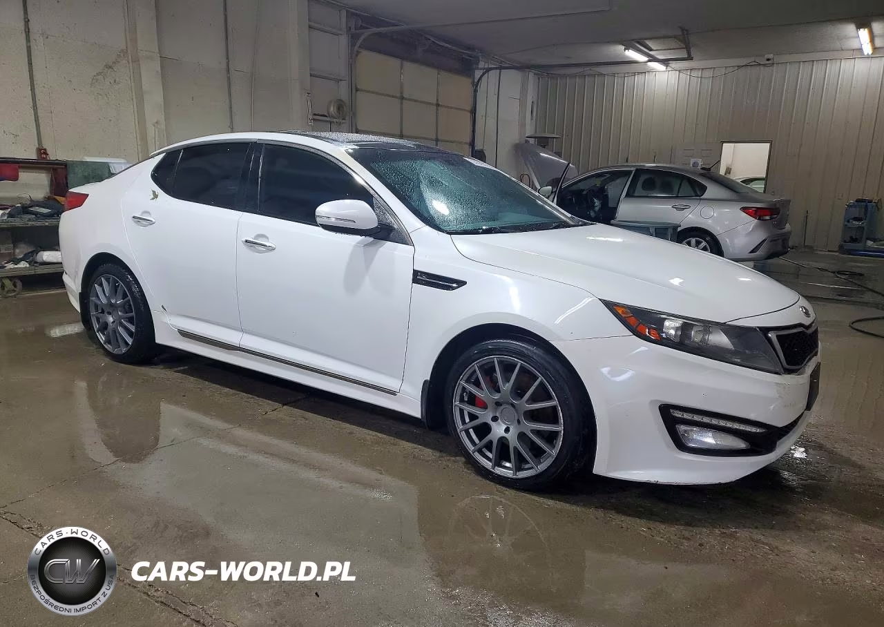 2013 Kia Optima Sx VIN:5XXGR4A62DG228987 - 4