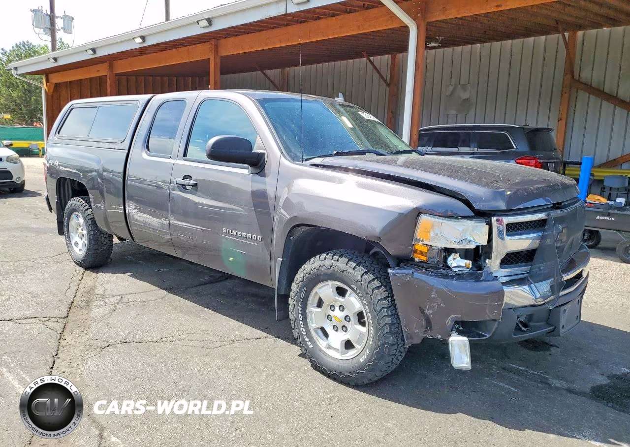 2010 Chevrolet Silverado K1500 Lt VIN:1GCSKSE36AZ195729 - 4