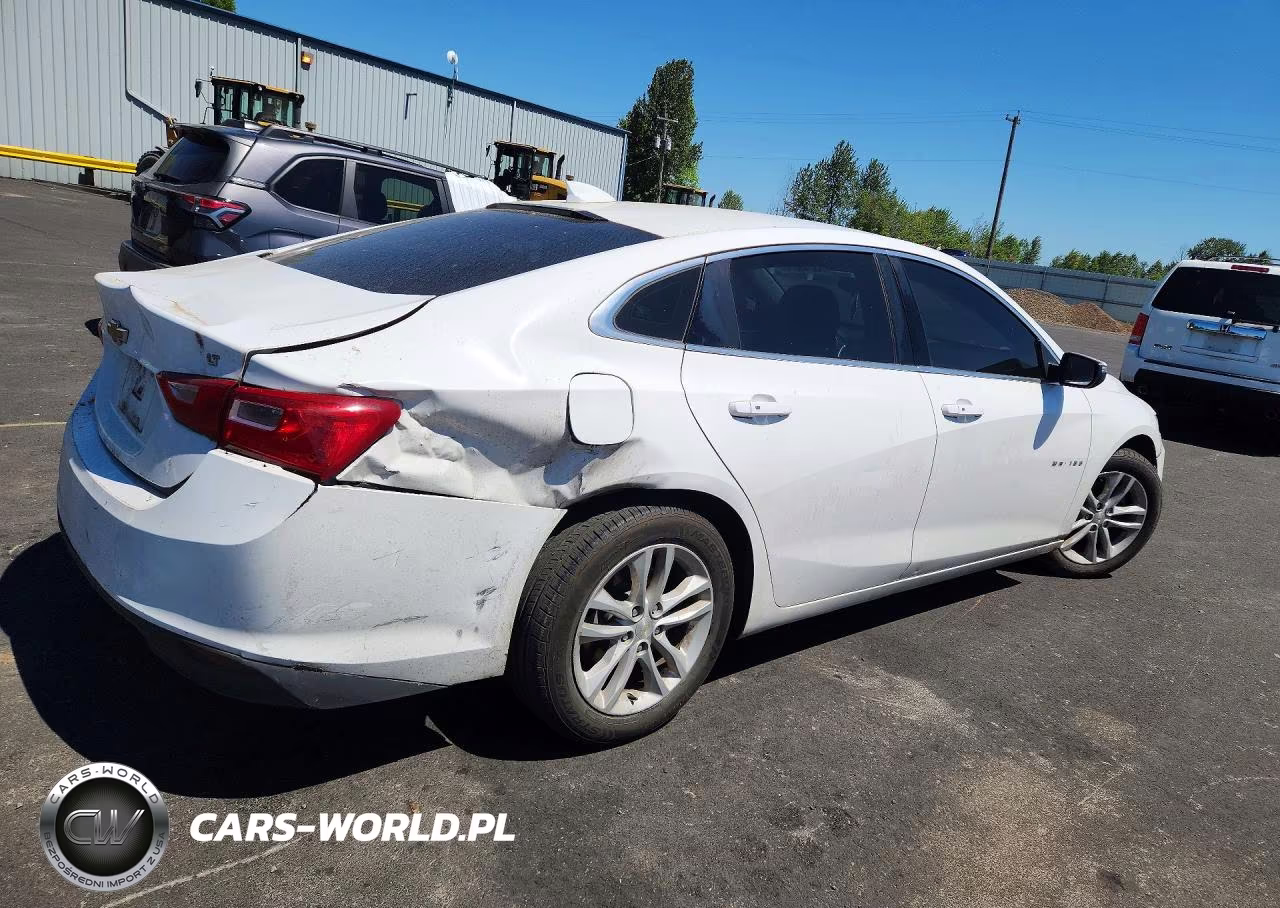 2016 Chevrolet Malibu VIN:1G1ZE5STXGF303154 - 3