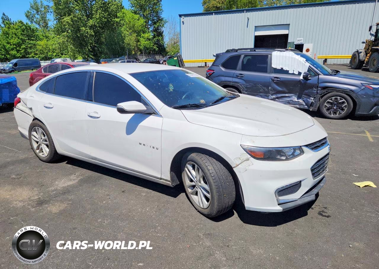2016 Chevrolet Malibu VIN:1G1ZE5STXGF303154 - 4