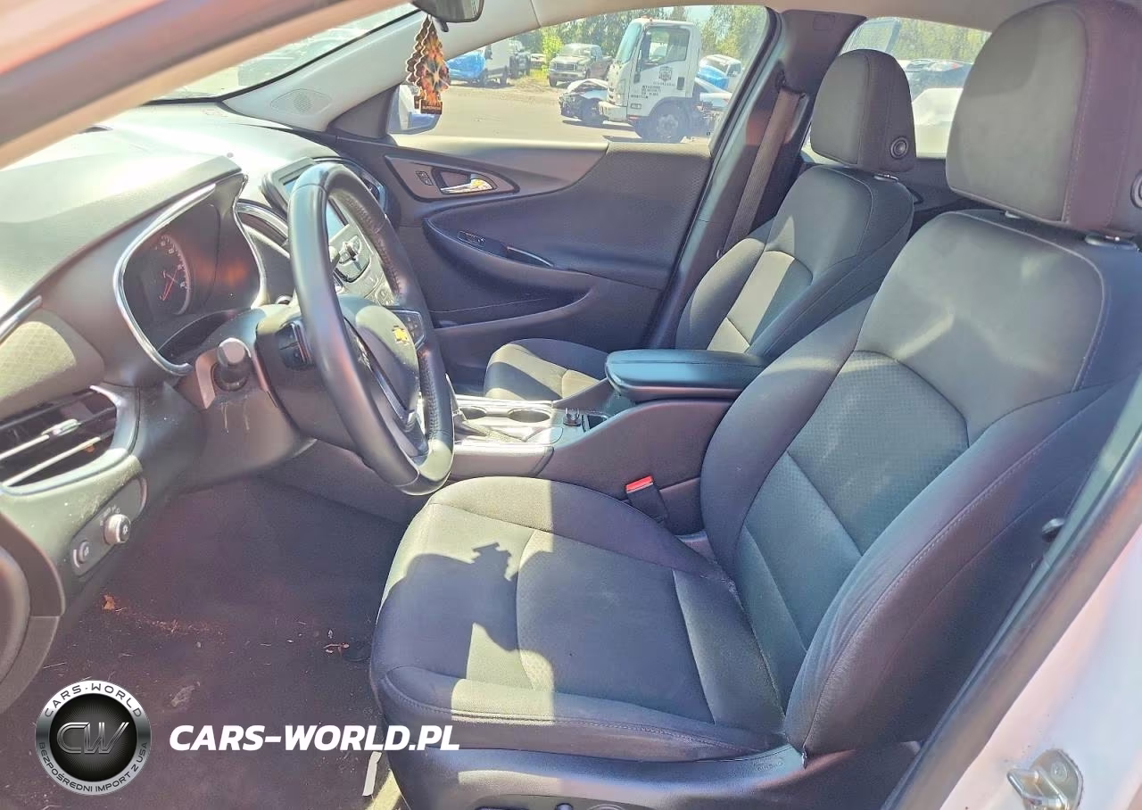 2016 Chevrolet Malibu VIN:1G1ZE5STXGF303154 - 7
