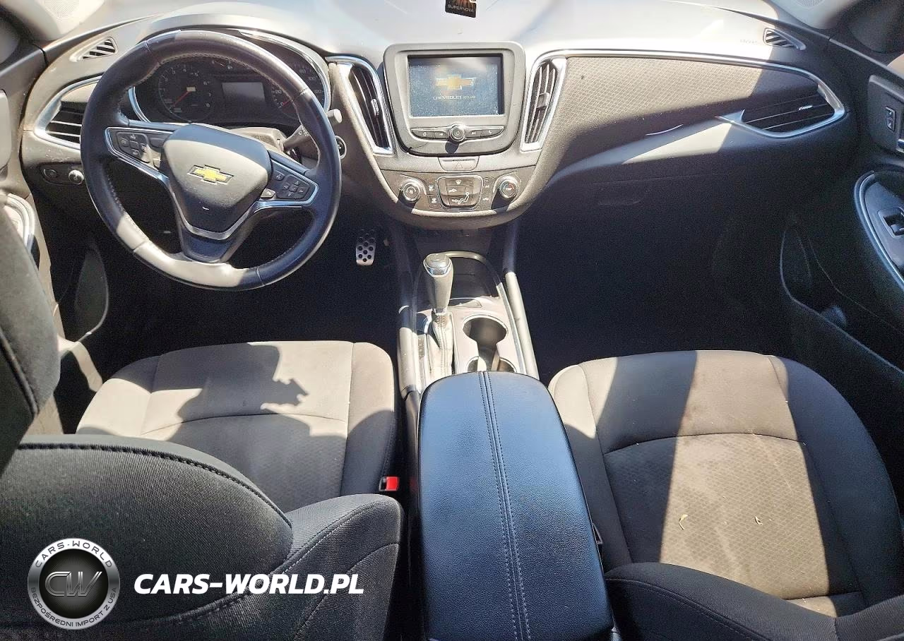 2016 Chevrolet Malibu VIN:1G1ZE5STXGF303154 - 8