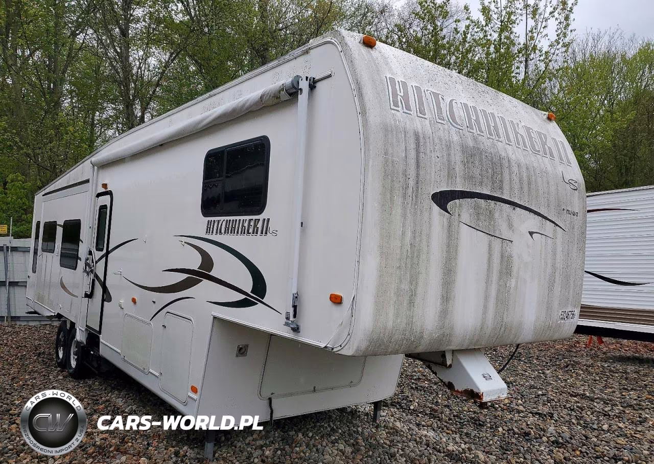2003 Hitchhiker Camper