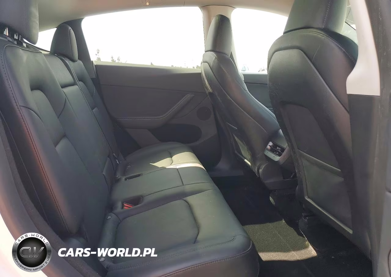 2023 Tesla Model Y VIN:7SAYGDEE4PA121362 - 11