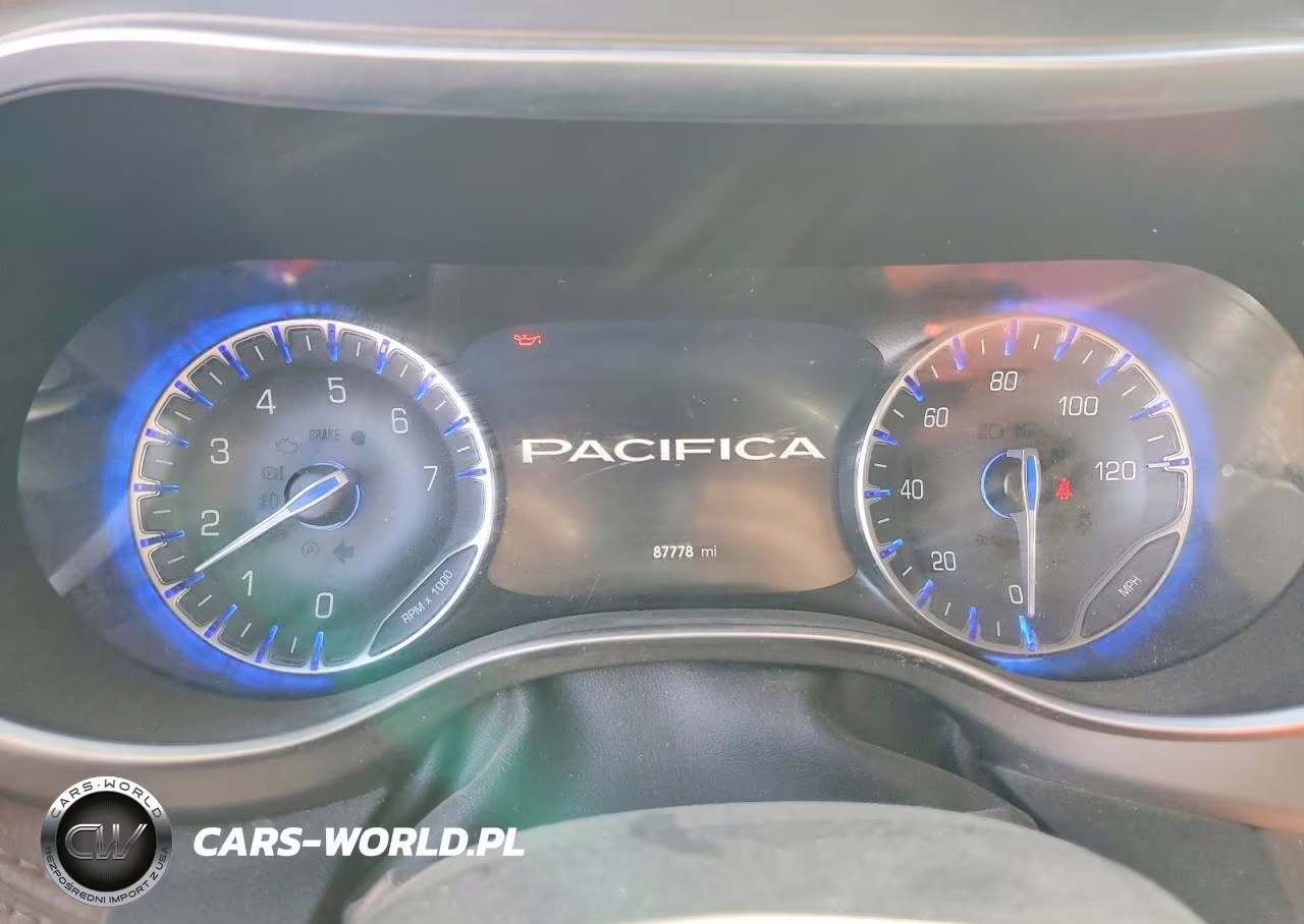 2020 Chrysler Pacifica Limited VIN:2C4RC1GG3LR229936 - 9
