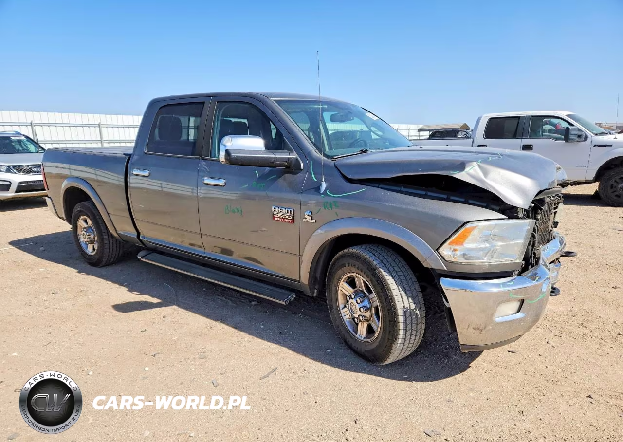 2012 Dodge Ram 2500 Laramie VIN:3C6TD4FL6CG330615 - 4