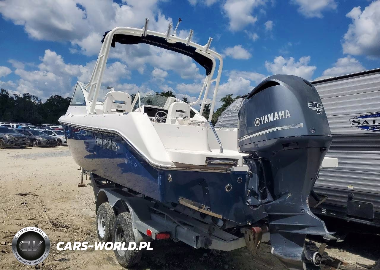 2012 Everglades Trident VIN:RJDW0001H112 - 3