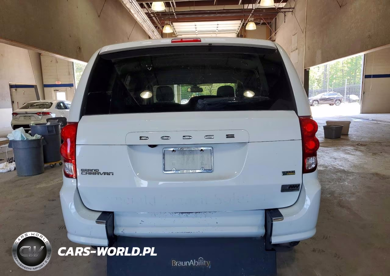 2019 Dodge Grand Caravan VIN:2C7WDGBG5KR779506 - 6