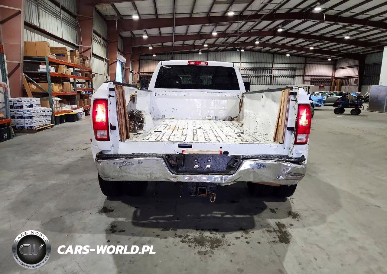 2018 Ram 3500 St VIN:3C63RPGL2JG103355 - 6