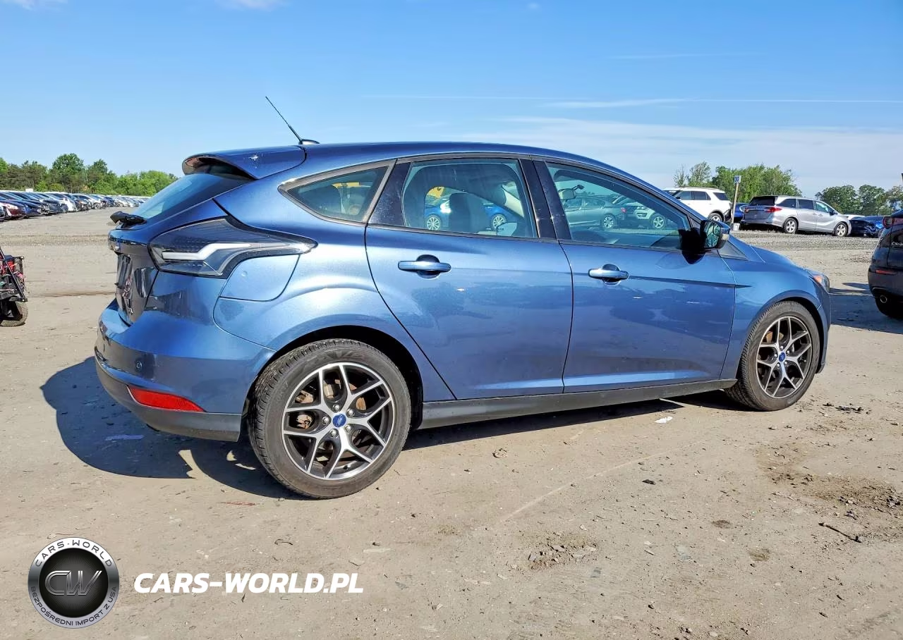 2018 Ford Focus Sel VIN:1FADP3M29JL202271 - 3