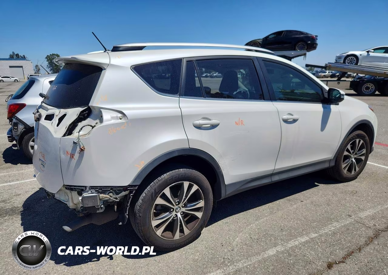 2015 Toyota Rav4 Limited VIN:2T3DFREV1FW251252 - 3