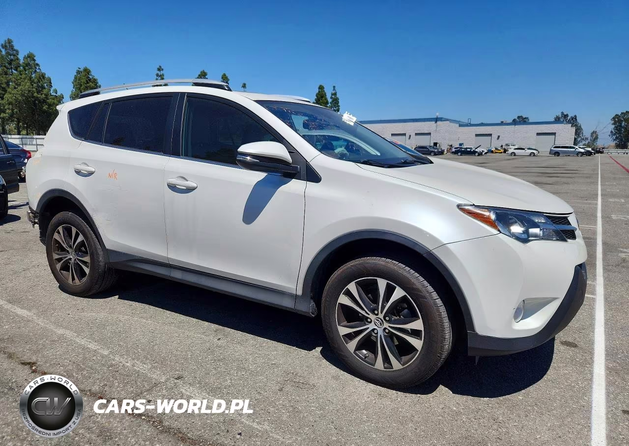 2015 Toyota Rav4 Limited VIN:2T3DFREV1FW251252 - 4