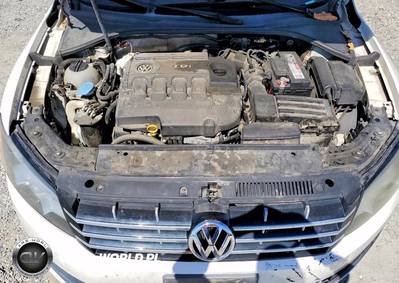 2015 Volkswagen Passat Sel VIN:1VWCV7A37FC003658 - 11