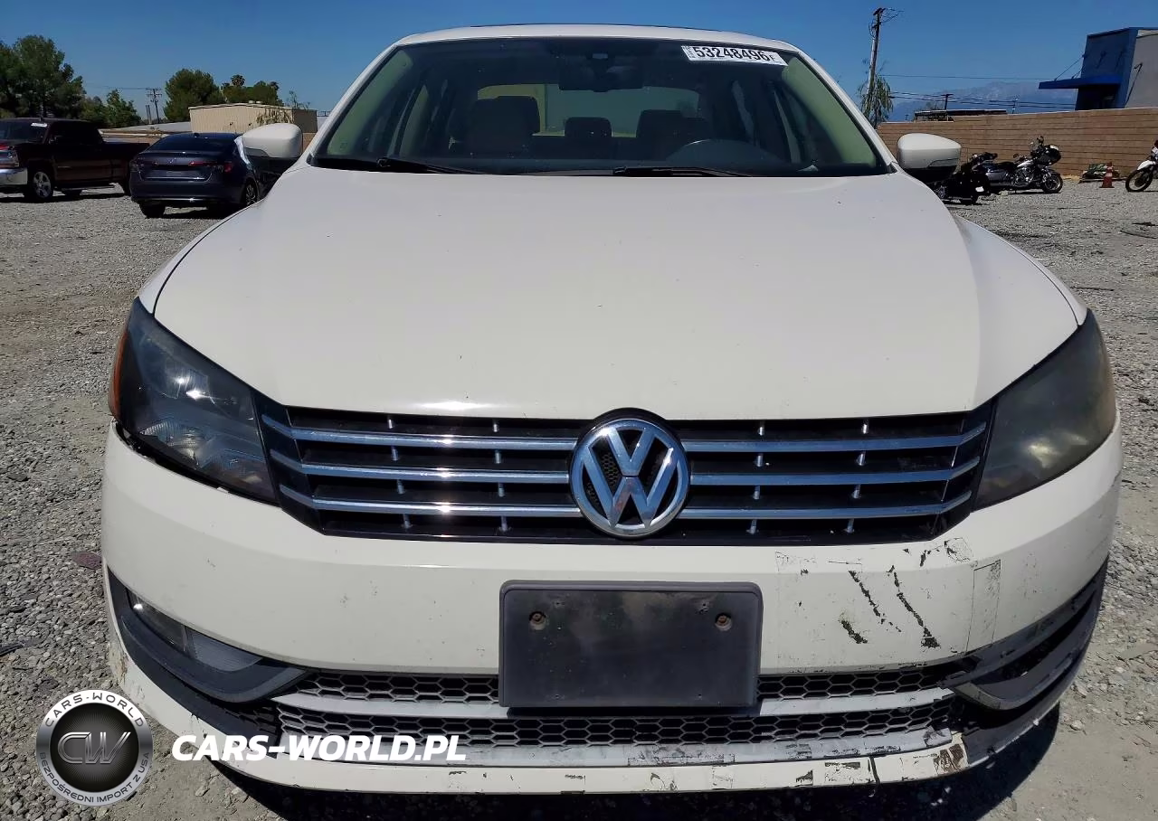 2015 Volkswagen Passat Sel VIN:1VWCV7A37FC003658 - 5