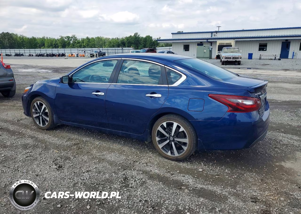 2018 Nissan Altima 2.5 Sr VIN:1N4AL3AP9JC137923 - 2